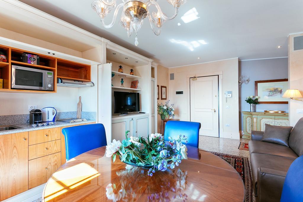Deluxe Apartments Lagoon View Венеция Экстерьер фото