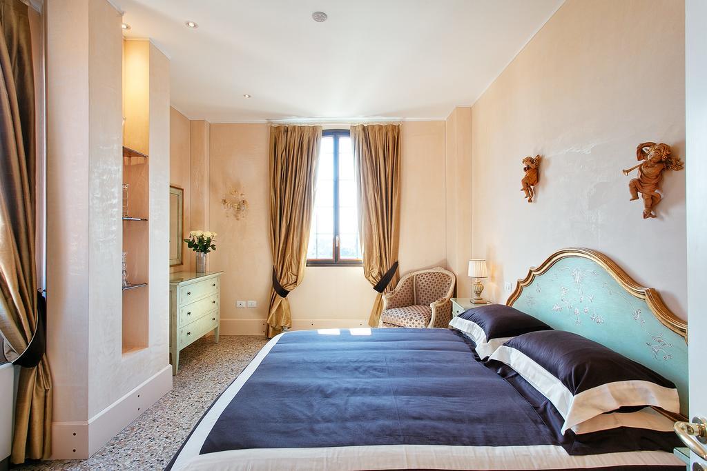 Deluxe Apartments Lagoon View Венеция Экстерьер фото