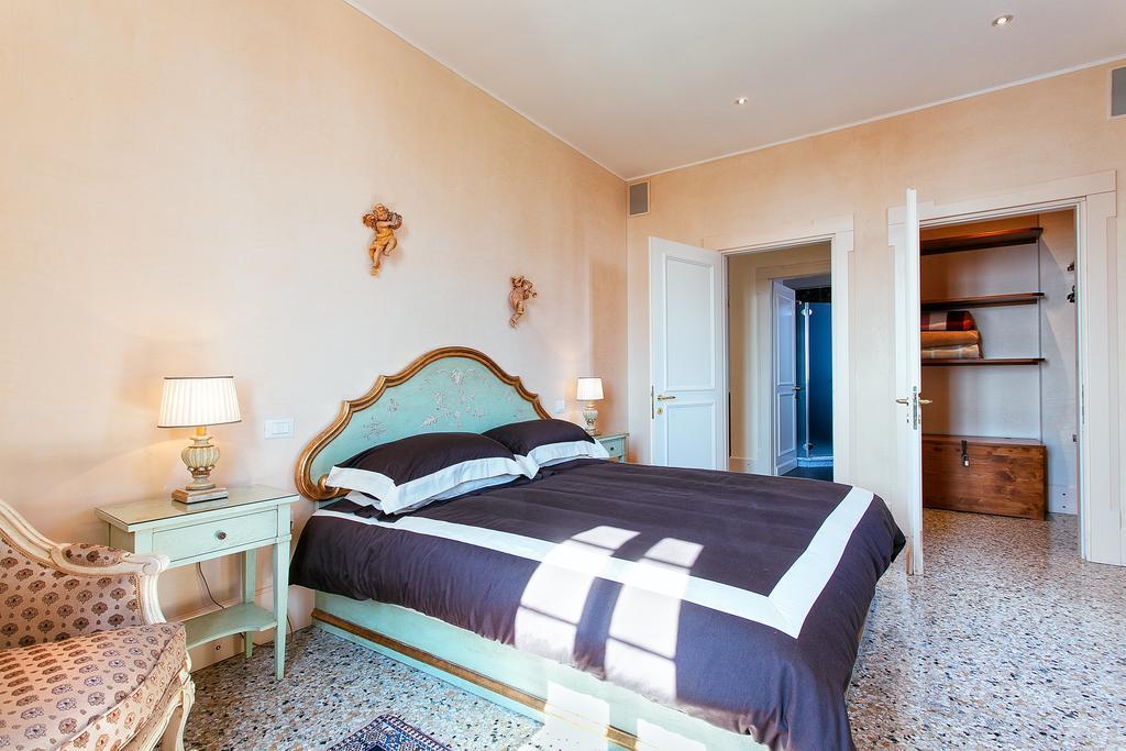 Deluxe Apartments Lagoon View Венеция Экстерьер фото