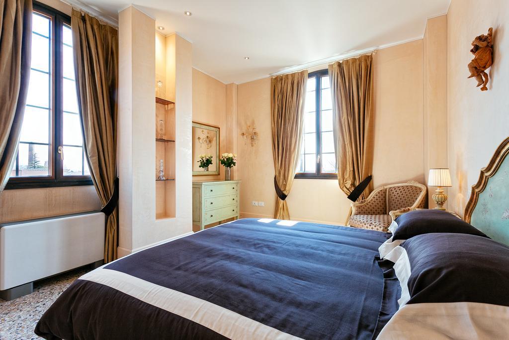 Deluxe Apartments Lagoon View Венеция Экстерьер фото